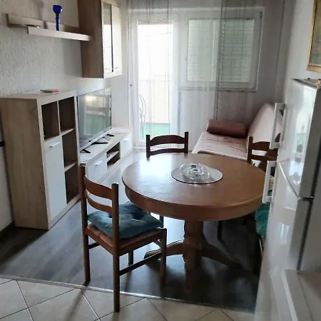 Apartament In - Paklenica Riviera 27673 *